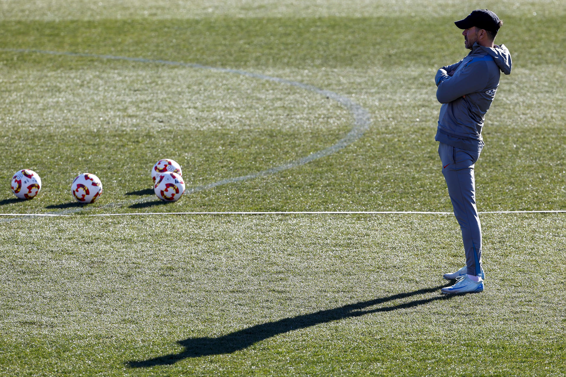 Simeone, durante el entrenamiento. EFE/Chema Moya
