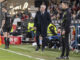 El entrenador del Real Madrid, Carlo Ancelotti, durante el partido correspondiente a los dieciseisavos de final de la Copa del Rey, que están disputando este lunes en el estadio Cartagonova en Cartagena. EFE/Marcial Guillén