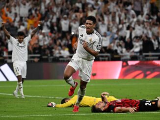 Jude Bellingham, jugador del Madrid, celebra el primer gol de su equipo, obra del inglés Jude Bellingham durante el partido de semifinales de la Supercopa de España de fútbol entre el Real Madrid y el RCD Mallorca, este jueves en Yeda. EFE/EPA/STRINGER