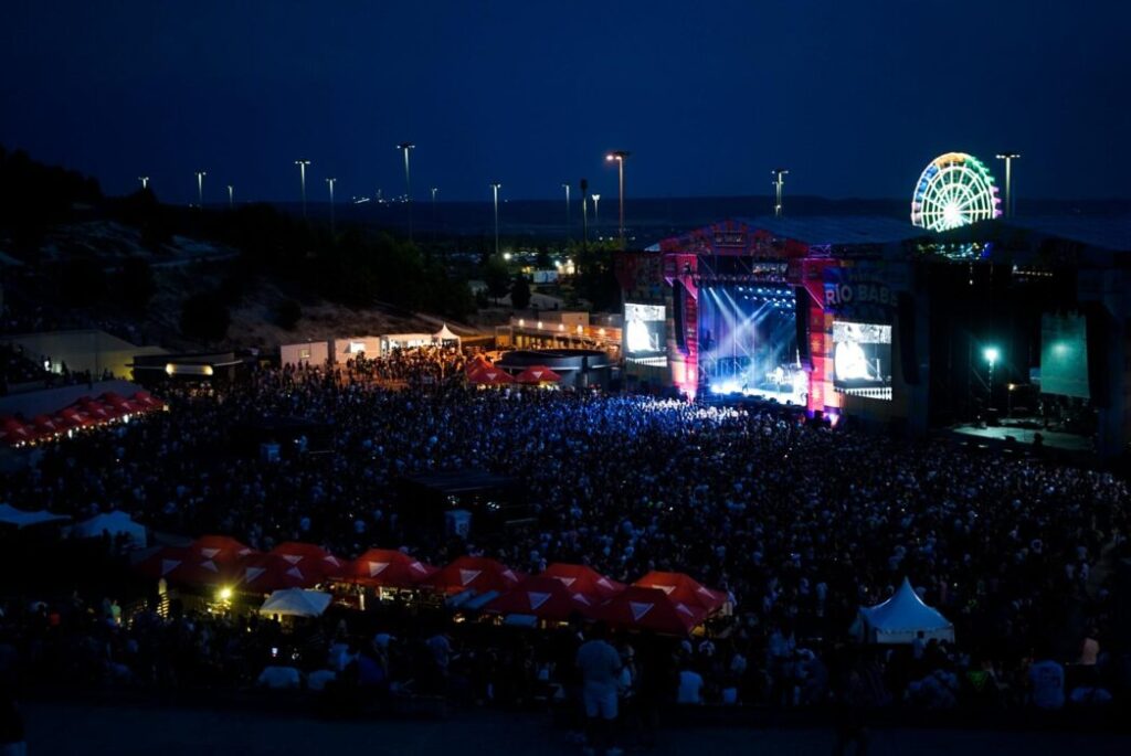 Más de 50.000 personas asistieron al evento en el Auditorio Miguel Ríos.