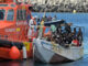 Llegada al puerto de La Restinga, de 70 inmigrantes rescatados por la embarcación de Salvamento Marítimo, Salvamar Adhara, en aguas cercanas a El Hierro. EFE/ Gelmert Finol