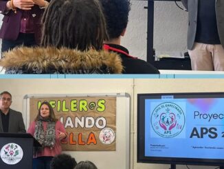 Concejala Esther de Andrés durante el acto de clausura de los proyectos de Aprendizaje-Servicio de la UFIL con estudiantes
