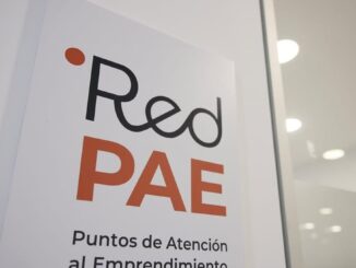 Infografía del balance del servicio de emprendimiento de Colmenar Viejo con datos de asesoramientos y perfil de emprendedor