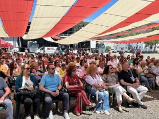 Representantes de asociaciones de vecinos de Cuenca reunidos en el recinto de La Fuensanta durante la celebración del Día del Vecino