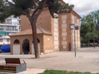 Cartel de las Fiestas de San Isidro 2025 en Alcalá de Henares con la Ermita de San Isidro