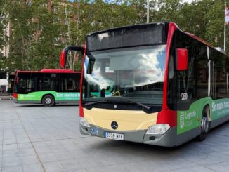 Cartel informativo sobre afectaciones en autobús urbano por la 34ª Media Maraton de La Rioja el 31 de mayo