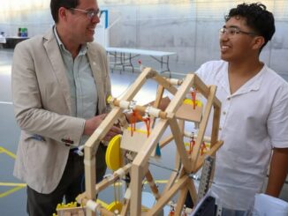 Presentación de proyectos tecnológicos en la VII Feria de Tecnología de Toledo celebrada en el Pabellón de La Legua con participación de 600 alumnos