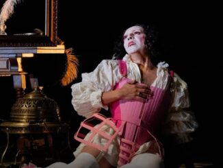 Cartel de la agenda cultural semanal de la provincia de Sevilla con propuestas de teatro, flamenco y música clásica