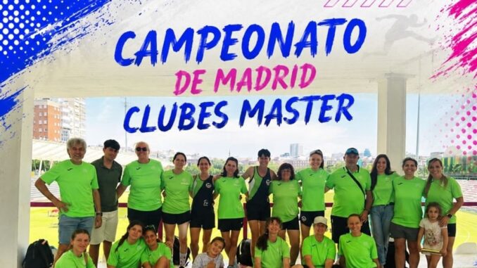 Atletas de categoría máster compitiendo en la pista de Vallehermoso durante la Liga Máster de Madrid