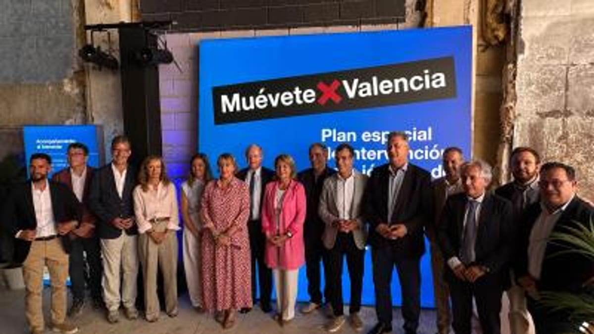 Mocena Camarero, vicepresidenta de la Generalitat Valenciana, durante la presentación del Plan Especial de Intervención para Jóvenes de Valencia