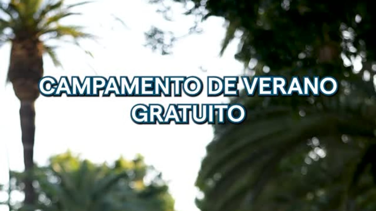 Cartel promocional del Plan Málaga Ciudad Corresponsable con información sobre campamentos gratuitos de verano para familias