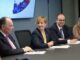 Consellera de Industria presentando la Comunitat Valenciana a empresas canadienses en una delegación institucional