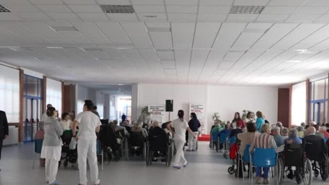 Conrado Iscar, presidente de la Diputación de Valladolid, explica las subvenciones para grupos electrógenos en residencias de mayores