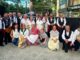 Concejales del Equipo de Gobierno y vecinos participando en las Fiestas del Distrito III de Alcalá de Henares con espectáculos musicales
