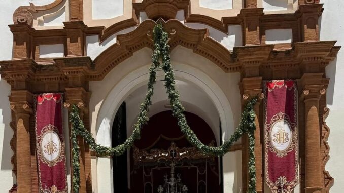 Huelva premia los mejores Altares y Balcones del Corpus Christi 2026 Cartel oficial del Concurso de Altares y Balcones del Corpus Christi 2026 de Huelva con los ganadores de ambas categorías