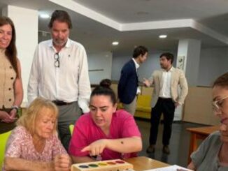 La secretaria autonómica del Sistema Sociosanitario visita centros residenciales del Grupo Casa Verde en Guardamar y Almoradí