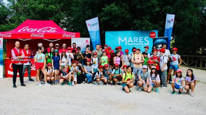 Jornada de limpieza del río Júcar con alumnos del CEIP Mari Llanos Martínez en el paraje de Las Mariquillas durante el proyecto Mares Circulares