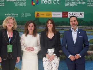 Presentación de la nueva etapa de destinos turísticos inteligentes en Vitoria-Gasteiz con la Secretaría de Estado de Turismo