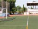 Vista del antiguo césped del campo de fútbol del estadio de atletismo de Rivas antes de las obras de renovación