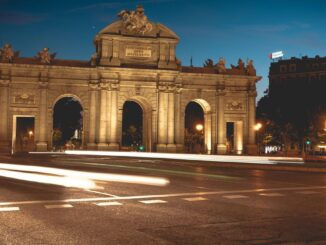 Gráfico de evolución del paro en Madrid con tendencia descendente