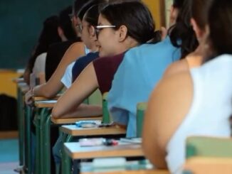 Vicerrector de Estudiantes de la ULPGC visitando sedes de exámenes de la PAU en Fuerteventura