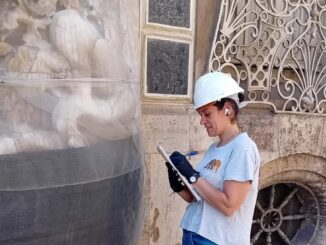 Portada de alabastro del Palacio del Marqués de Dos Aguas durante el inicio de las obras de restauración coordinadas por el IPCE