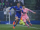 El defensa del Getafe, Juan Iglesias (i), disputa el balón ante el centrocampista noruego del Celta, Jones El-Abdellaoui, en el Coliseum de Getafe en foto de archivo de Zipi Aragón. EFE