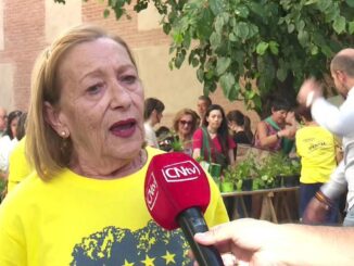 Cientos de vecinos recogen plantas en la iniciativa de ACOM por el Día Mundial del Medio Ambiente en San Sebastián de los Reyes