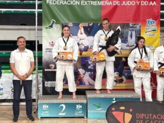 Judocas compitiendo en la Supercopa de España de Judo Junior 2026 celebrada en Cáceres, Extremadura