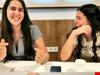 Participantes en los talleres de cata de chocolate y cacao organizados por la Escuela Europea de Cata en el Centro Turístico y Cultural La Almazara de Illescas