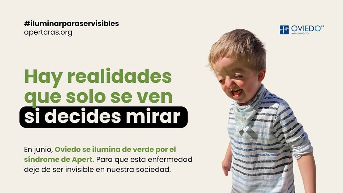 Fachada del Teatro Campoamor iluminada de color verde en conmemoración del síndrome de Apert