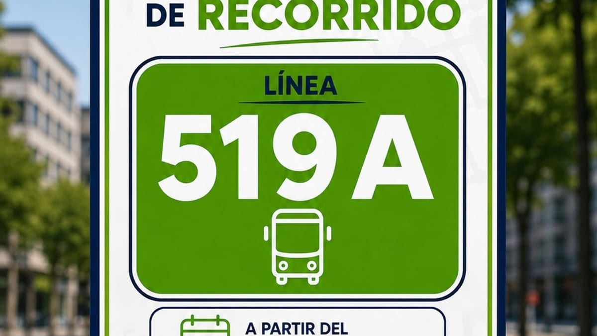 Cartel informativo del cambio de recorrido de la línea 519A de Móstoles a partir del 3 de agosto