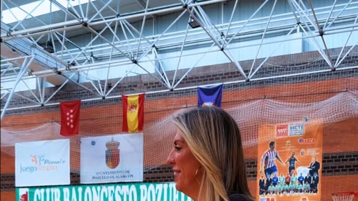 Niña de 8 años en campamento deportivo municipal de Pozuelo - Club Baloncesto Pozuelo