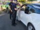 Agentes de Policía Local de Paracuellos de Jarama realizando control de tráfico durante campaña de seguridad vial con la DGT