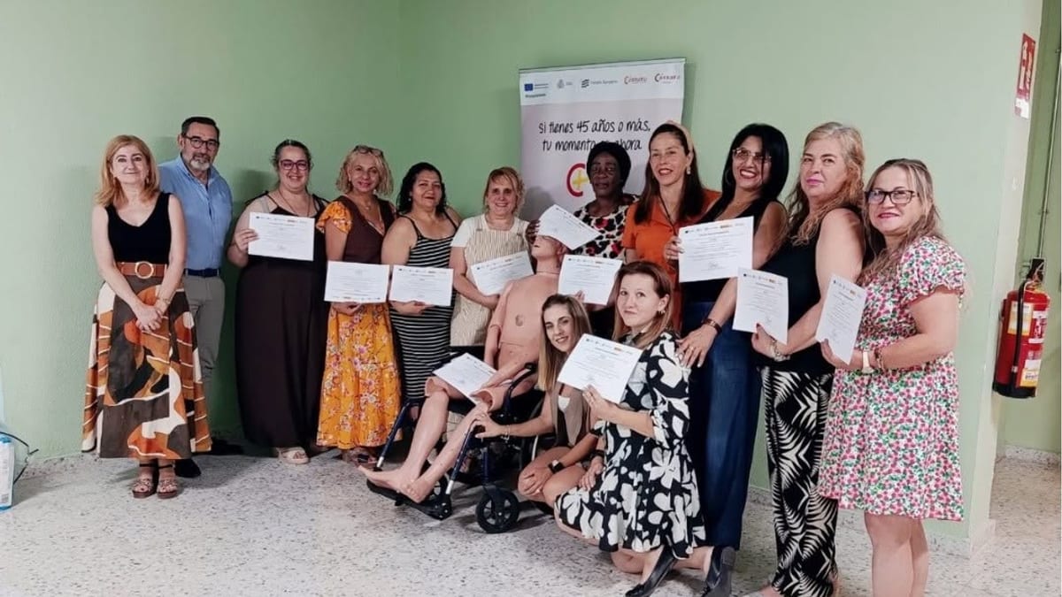 Clausura del curso de atención domiciliaria a personas mayores y dependientes en Seseña