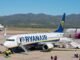 Terminal del aeropuerto de Castellón con pista de despegue y aterrizaje