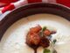 Plato de ajoblanco con sandía de Ibiza al tajín y microgreens de rábano, receta de Marta Torres