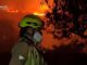 Trabajos de extinción del incendio forestal en La Serra d'Engarcerán coordinado por bomberos de la Diputación de Castellón