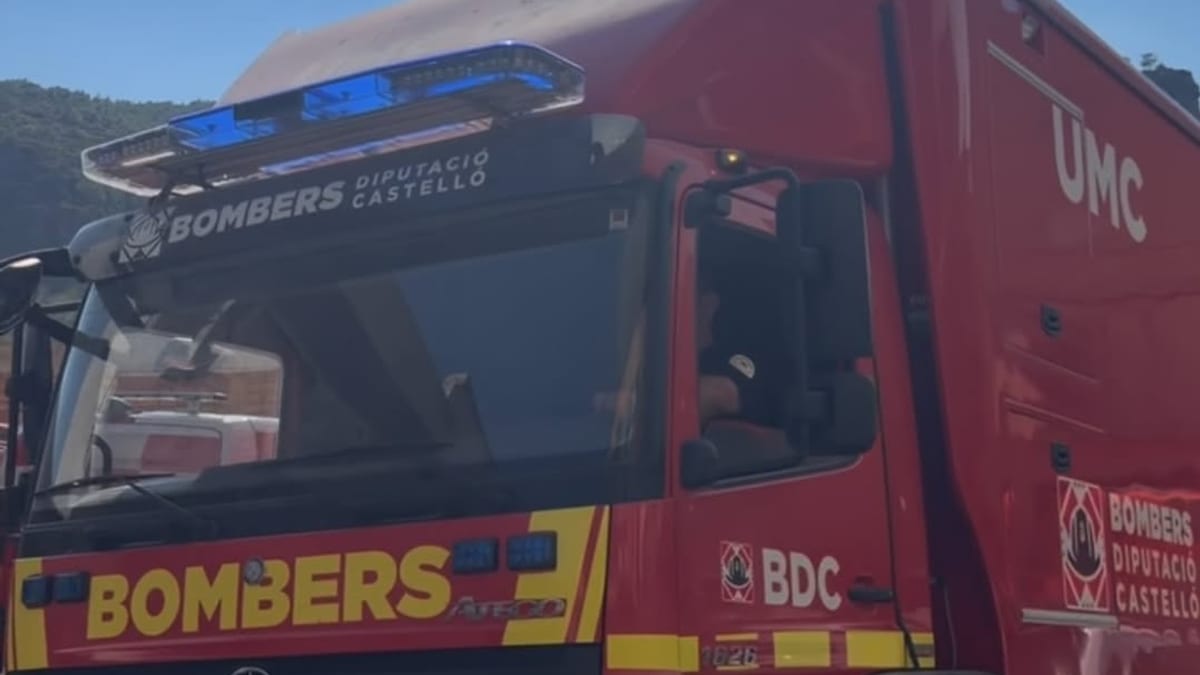 Actualización del incendio forestal de Segorbe con participación de Bombers y UMC de la Diputación de Castellón