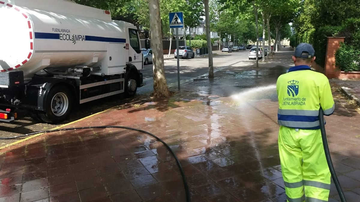 Máquina barredora de limpieza municipal de Fuenlabrada