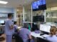 Personal sanitario en sala de control de monitorización de UCI del Hospital Sant Joan d'Alacant