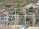 Efectivos del Consorcio Provincial de Prevención y Extinción de Incendios trabajando en el operativo de extinción del incendio forestal entre Villalcampo y Ricobayo