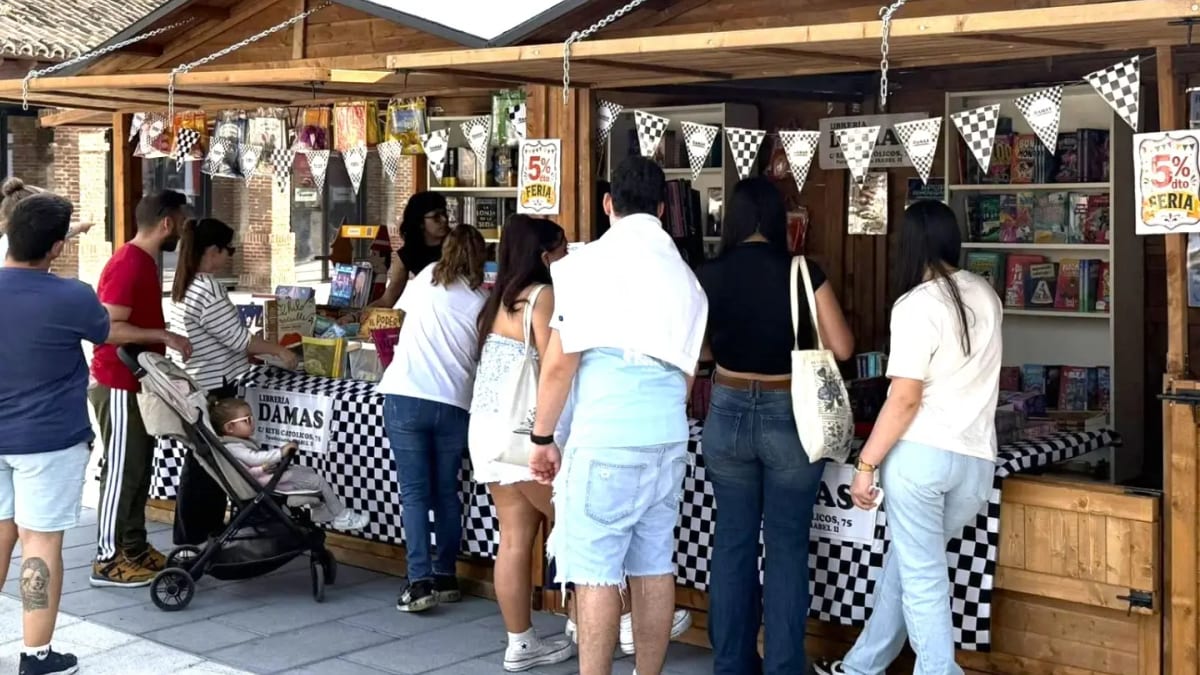 Resumen de actividades y talleres empresariales del Ayuntamiento de Parla con datos de impacto económico y participación de comerciantes