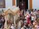 Procesión de El Rocío con romería y devoción religiosa