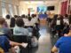 Presentación de la Semana Europea del Deporte en el IES Al-Basit de Albacete con estudiantes, concejales del Ayuntamiento y bandera de la Unión Europea