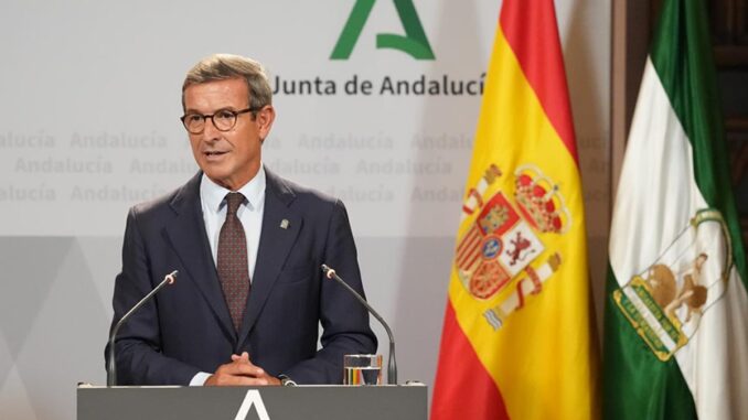 Abre 80.555 plazas de nuevo ingreso para el curso universitario en Andalucía Consejo de Gobierno de la Junta de Andalucía abordando medidas de apoyo educativo universitario
