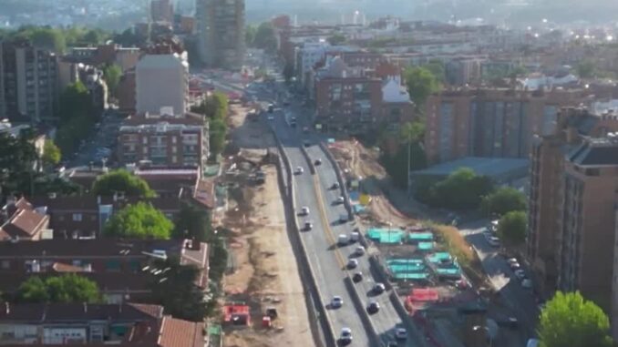 El Ayuntamiento elimina el segundo desvío de la A-5 hacia su configuración definitiva Trabajos de soterramiento de la A-5 en Madrid. Recuperación de 400 metros de trazado entre Los Yébenes y San Manuel