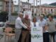 Cartel del Día de Asturias 2026 con el lema 'Las vidas de Asturias cantada' presentado en la ría del Eo