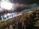 Espectáculo de fuegos artificiales con cohetes y cascadas durante el XVIII Concurso Internacional de Fuegos Artificiales de San Mateo en Logroño