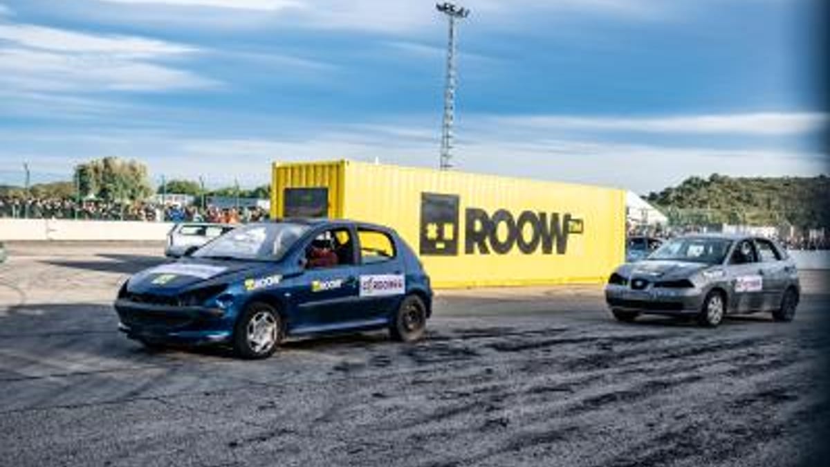 Vista del Circuit Ricardo Tormo acogiendo el Iberian Racing Festival con actividades y competiciones de automovilismo